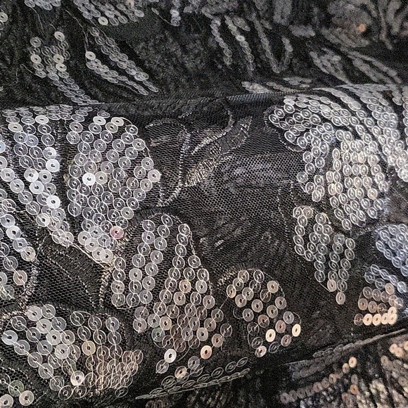 Anne Klein Black Mesh Floral Embroidered Sequined Cover Up Shawl Tunic Size S/M - Picture 11 of 11